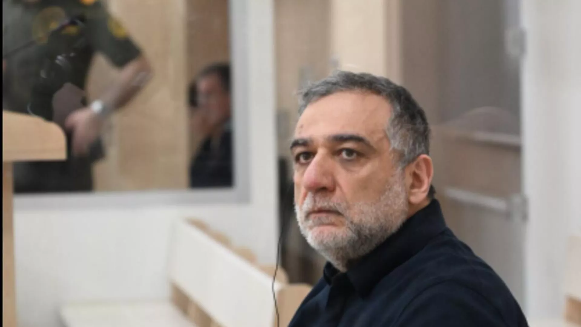 Ռուբեն Վարդանյանի դեմ շինծու դատավարության ընթացքում հարցաքննվել են այսպես կոչված «տուժածները» Ռուբեն Վարդանյանի դեմ շինծու դատավարության ընթացքում հարցաքննվել են այսպես կոչված «տուժածները»