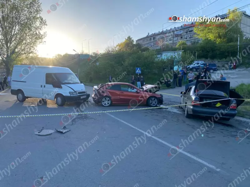 Խոշոր ավտովթար՝ Վանաձորում. 11 մարդ է տուժել Խոշոր ավտովթար՝ Վանաձորում. 11 մարդ է տուժել