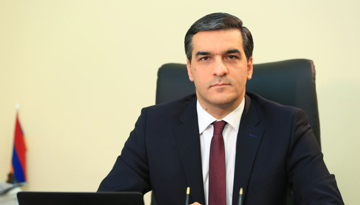 Լրագրող լինելը պատասխանատվություն է ճշմարտության, ժողովրդի, իսկ մեր օրերում` նաև պատմության առաջ․ Թաթոյան Լրագրող լինելը պատասխանատվություն է ճշմարտության, ժողովրդի, իսկ մեր օրերում` նաև պատմության առաջ․ Թաթոյան