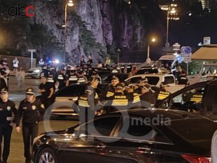 В Тбилиси прошел марш оппозиционеров в День Европы (фото, видео)