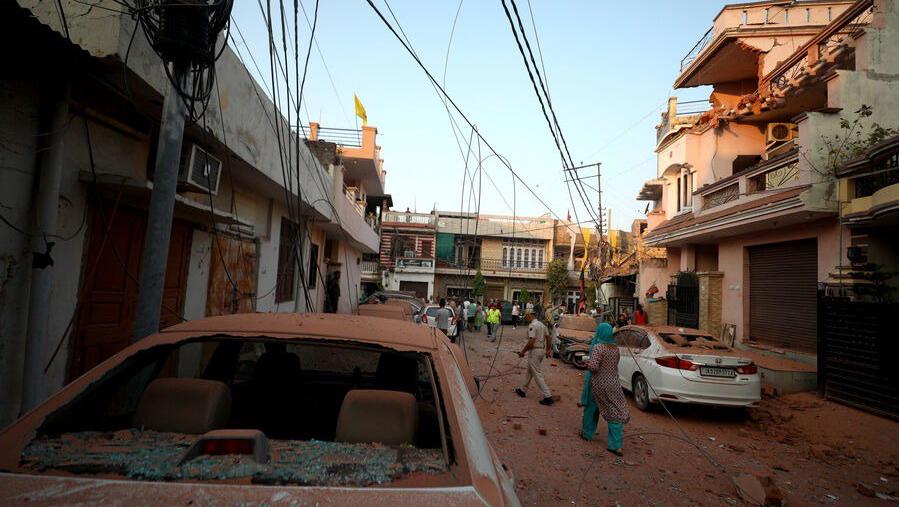 US restricts diplomatic movement in Pakistan US restricts diplomatic movement in Pakistan