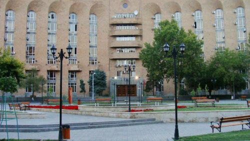 Один из подростков, пострадавших в перевернувшемся в Цахкадзоре квадроцикле, перенес операцию