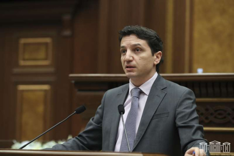 Քրեական վարույթ է նախաձեռնվել ֆինանսների նախարար Վահե Հովհաննիսյանի նկատմամբ. Factor.am Քրեական վարույթ է նախաձեռնվել ֆինանսների նախարար Վահե Հովհաննիսյանի նկատմամբ. Factor.am