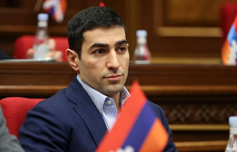 Զվարթնոց օդանավակայանում խոչընդոտել են Լևոն Քոչարյանին հատել սահմանը․ նա բաց է թողել թռիչքը Զվարթնոց օդանավակայանում խոչընդոտել են Լևոն Քոչարյանին հատել սահմանը․ նա բաց է թողել թռիչքը