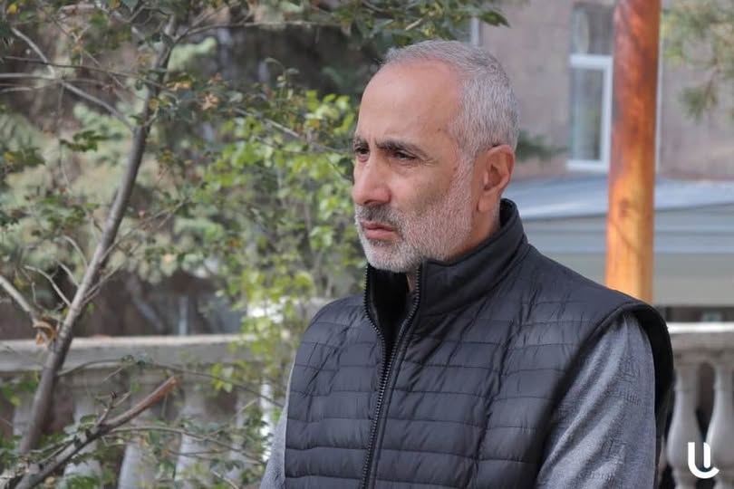Արա Ռոստոմյանի հետ դուրս եկանք քրեական ոստիկանության գլխավոր վարչությունից․ իրավապաշտպան Արա Ռոստոմյանի հետ դուրս եկանք քրեական ոստիկանության գլխավոր վարչությունից․ իրավապաշտպան