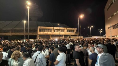 Митинг в поддержку Католикоса: граждане собрались в аэропорту «Звартноц»
