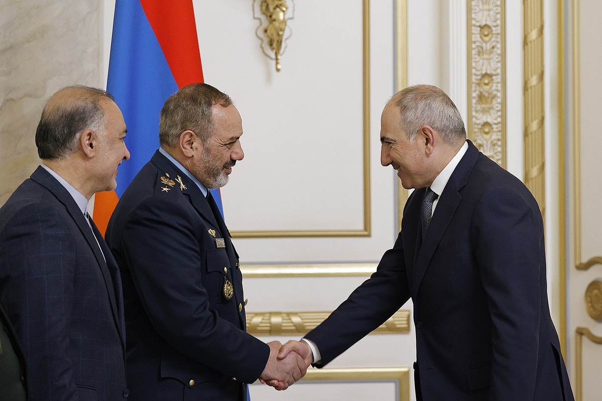Իրան-Իսրայել հակամարտությունն ընդգծում է ՀՀ-ի դժվարին աշխարհաքաղաքական դիրքն․ Ադրբեջանը կրկին սպառնում է․ Eurasianet Իրան-Իսրայել հակամարտությունն ընդգծում է ՀՀ-ի դժվարին աշխարհաքաղաքական դիրքն․ Ադրբեջանը կրկին սպառնում է․ Eurasianet