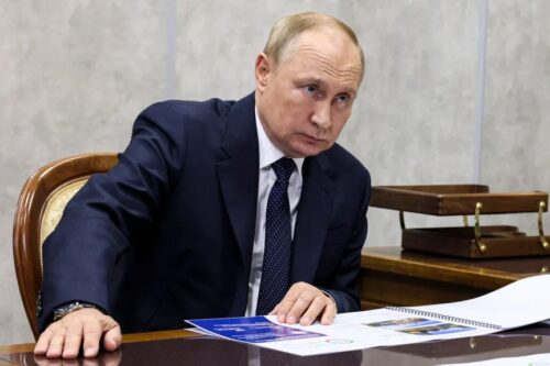 Russia will not provide direct military assistance to Iran, while Turkey and Azerbaijan may take advantage of Tehran’s weakened position, says The National Interest