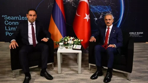 Դավիթ Խուդաթյանը Ստամբուլում քննարկել է Թուրքիայի հետ հնարավոր համագործակցության հեռանկարները