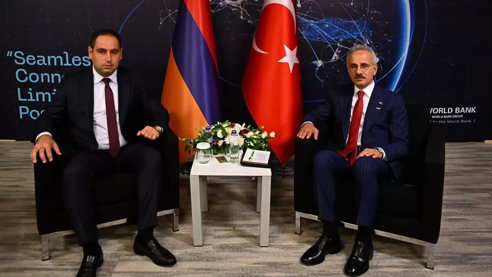 Դավիթ Խուդաթյանը Ստամբուլում քննարկել է Թուրքիայի հետ հնարավոր համագործակցության հեռանկարները Դավիթ Խուդաթյանը Ստամբուլում քննարկել է Թուրքիայի հետ հնարավոր համագործակցության հեռանկարները