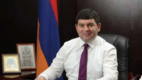 Машину Давида Амбарцумяна эвакуировали на штрафстоянку, а затем вернули