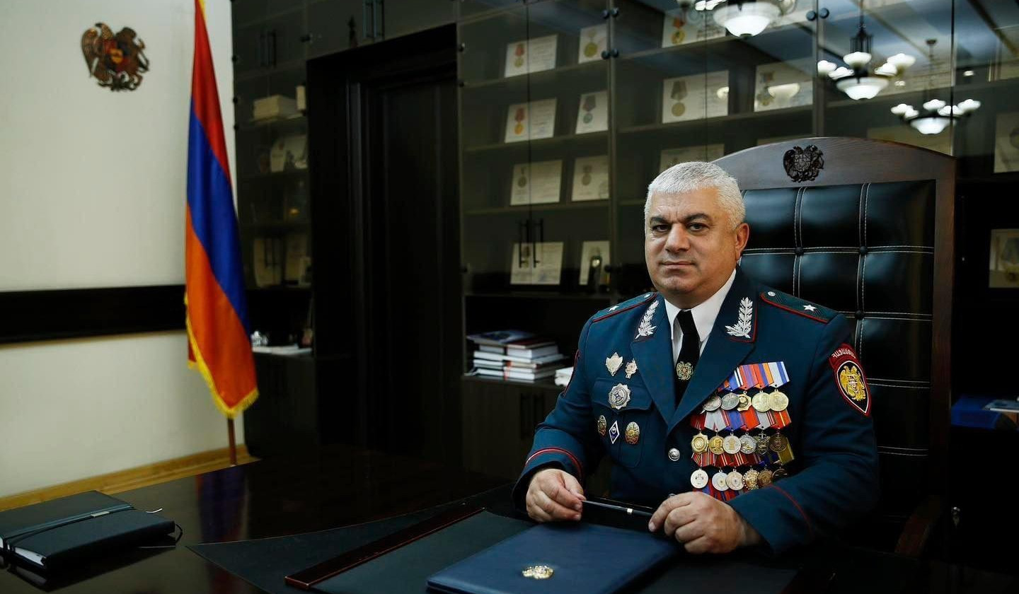 Кем является начальник полиции РА и чем он отличился за годы своей работы? Кем является начальник полиции РА и чем он отличился за годы своей работы?