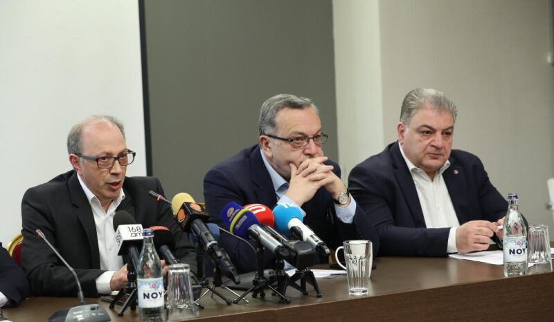 ՀՀ վարչախումբն այսօր փորձել է անել այն, ինչ դարերով չի հաջողվել մեր թշնամիներին․ Դիվանագետների համահայկական խորհրդի հայտարարությունը ՀՀ վարչախումբն այսօր փորձել է անել այն, ինչ դարերով չի հաջողվել մեր թշնամիներին․ Դիվանագետների համահայկական խորհրդի հայտարարությունը