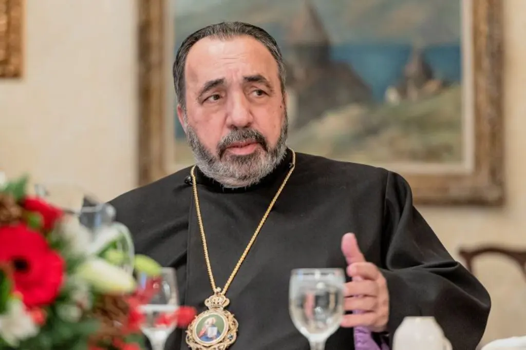 Խստագույնս դատապարտում ենք Հայոց Սրբություն Սրբոցի հանդեպ վերջին օրերի ամոթալի և անպատվաբեր դրսևորումներն ու գործողությունները․ Երուսաղեմի հայոց պատրիարք Խստագույնս դատապարտում ենք Հայոց Սրբություն Սրբոցի հանդեպ վերջին օրերի ամոթալի և անպատվաբեր դրսևորումներն ու գործողությունները․ Երուսաղեմի հայոց պատրիարք