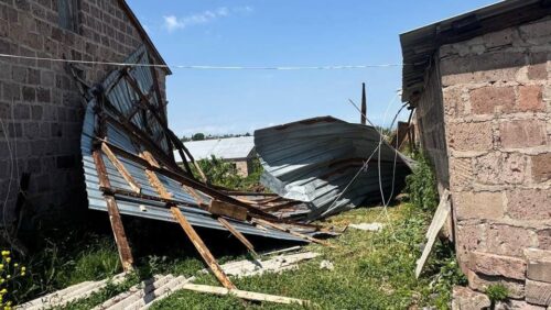 В Армении зафиксировано 38 чрезвычайных ситуаций в результате сильного ветра
