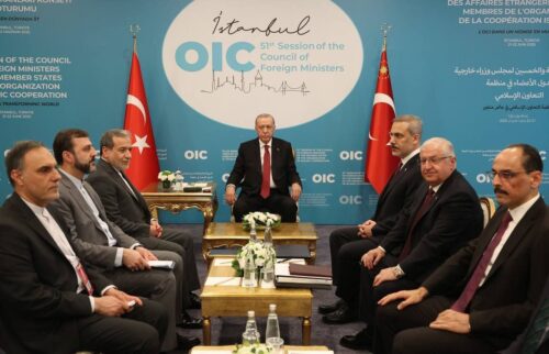 Erdoğan meets Araghchi in Istanbul