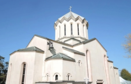 Армянская епархия Швейцарии: Мы рассматриваем призывы премьер-министра Армении как прямую атаку на Первопрестольный