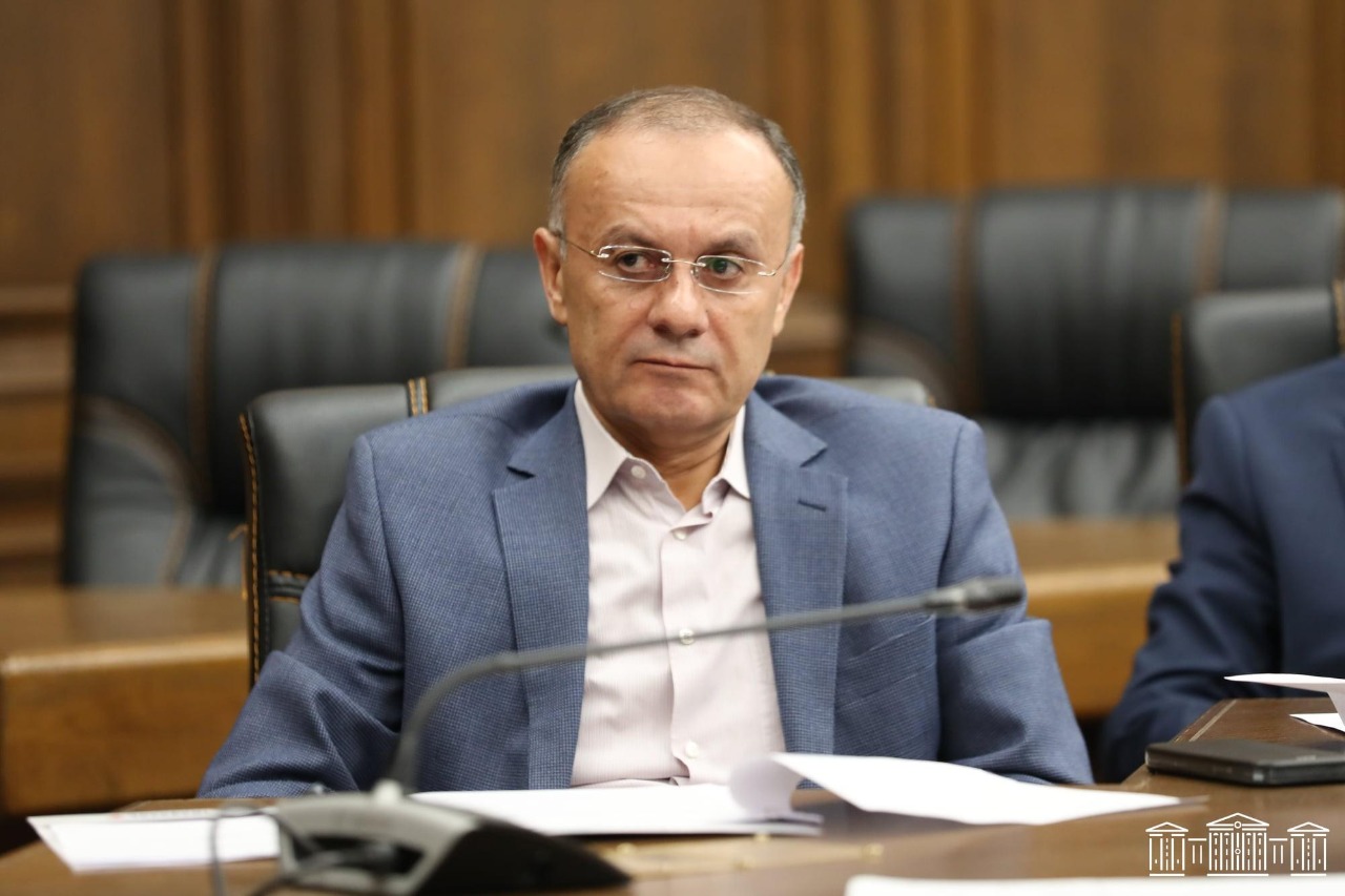 ՀՀ իշխող խմբակը, լինելով տեղեկացված իմ ժամանակավոր անաշխատունակության վերաբերյալ, կազմակերպել է այս շոուն․ Օհանյան ՀՀ իշխող խմբակը, լինելով տեղեկացված իմ ժամանակավոր անաշխատունակության վերաբերյալ, կազմակերպել է այս շոուն․ Օհանյան