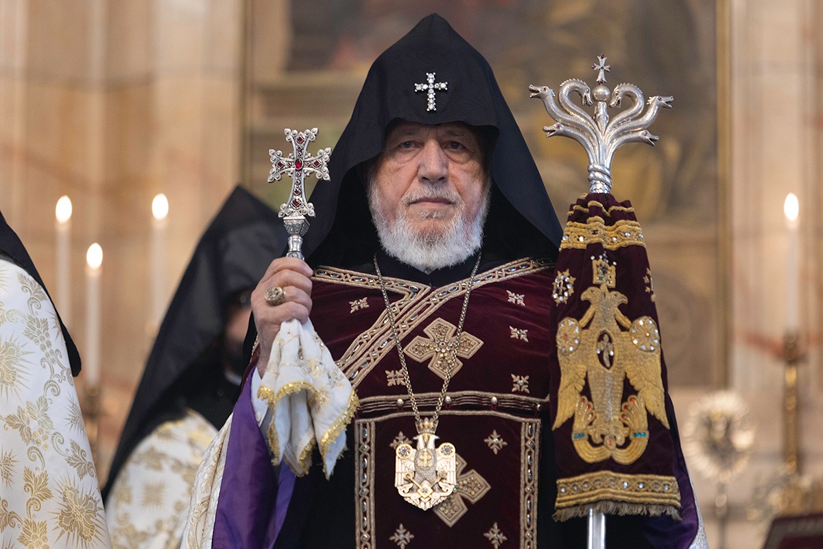 Հավատում ենք, որ արդարությունը պիտի հաղթանակի, թույլ չպիտի տանք, որ եղբայրատյացությունը գերակայի․ Վեհափառ Հայրապետ Հավատում ենք, որ արդարությունը պիտի հաղթանակի, թույլ չպիտի տանք, որ եղբայրատյացությունը գերակայի․ Վեհափառ Հայրապետ