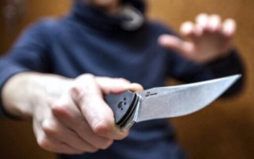 25-летний подросток нанес ножевые ранения 14-летнему односельчанину