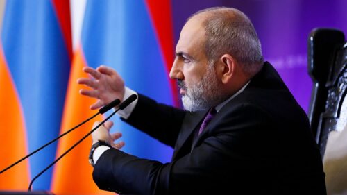 «Росбалт»: Вряд ли что-то будет угрожать правительству Пашиняна в это время, несмотря на все протесты