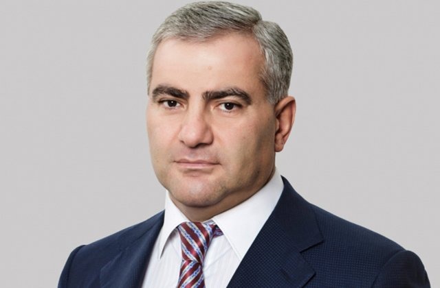 Կարապետյանի փաստաբանական թիմը հայցադիմումներ է ներկայացնում վիրավորանքների և զրպարտության դեպքերով Կարապետյանի փաստաբանական թիմը հայցադիմումներ է ներկայացնում վիրավորանքների և զրպարտության դեպքերով