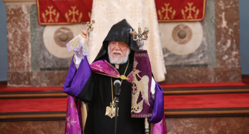 Папа Римский направил письмо Араму I