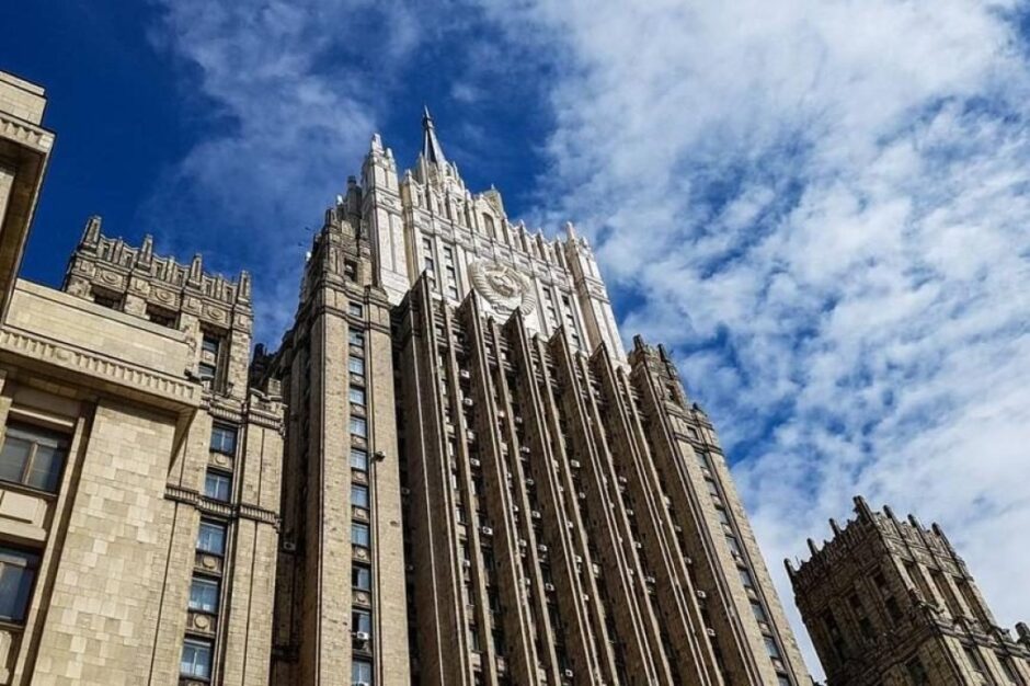 МИД РФ направил послу Азербайджана ноту протеста в связи с недружественными шагами Баку и преднамеренными мерами по разрыву отношений с Москвой МИД РФ направил послу Азербайджана ноту протеста в связи с недружественными шагами Баку и преднамеренными мерами по разрыву отношений с Москвой