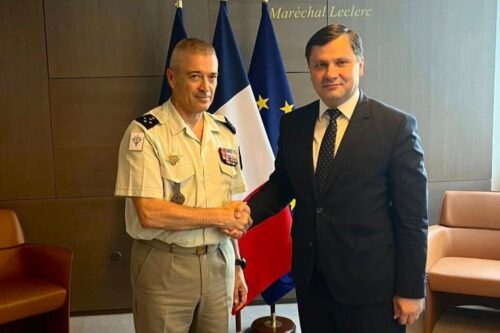 Посол Армении и начальник Генерального штаба Вооружённых сил Франции обсудили вопросы оборонного сотрудничества