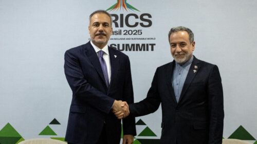 Фидан и Аракчи обсудили переговоры по иранской ядерной программе