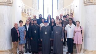 Католикос принял паломников из Армянской Восточной епархии США