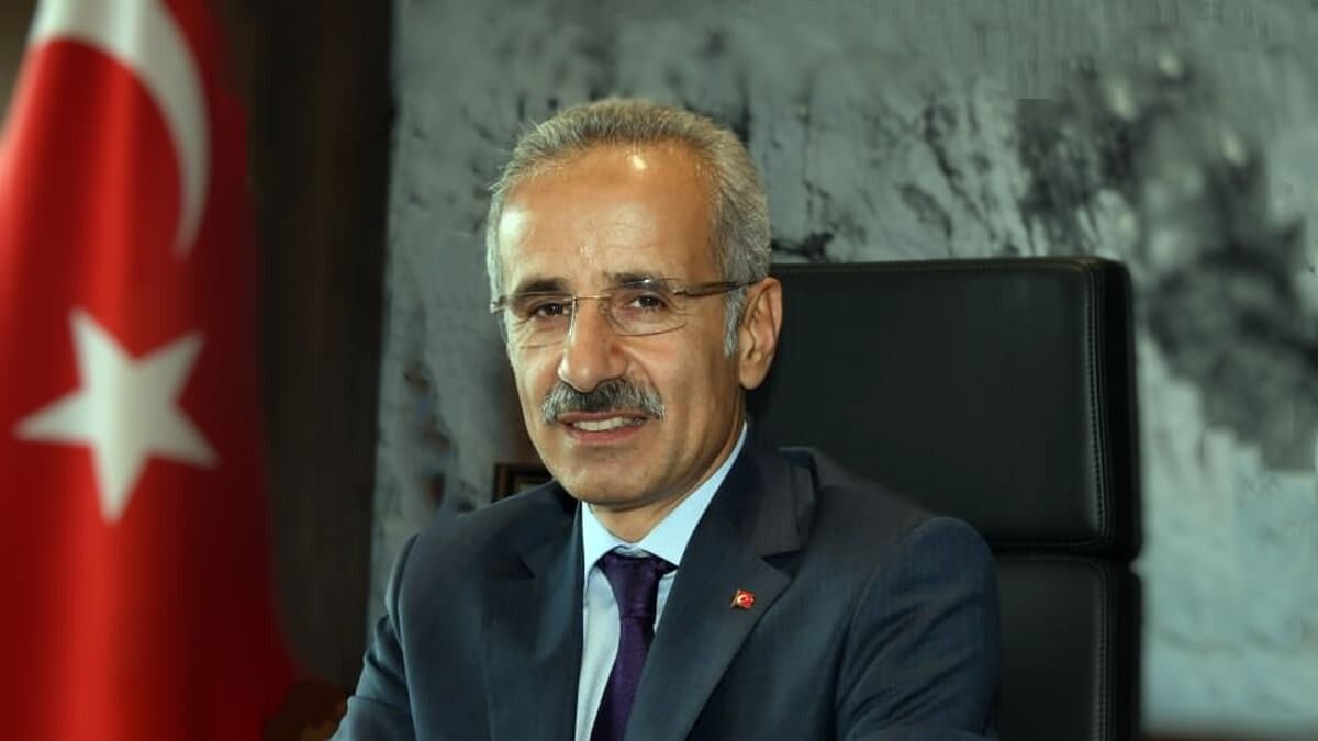 Թուրքիան «Զանգեզուրի միջանցքից» միլիարդներ կստանա․ Աբդուլքադիր Ուրալօղլու Թուրքիան «Զանգեզուրի միջանցքից» միլիարդներ կստանա․ Աբդուլքադիր Ուրալօղլու