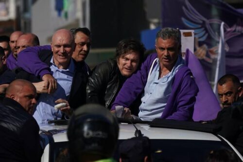 Argentine president attacked with stones during campaign rally