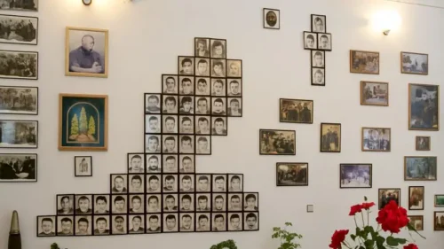 Азербайджан разграбил и уничтожил Музей пропавших без вести в Степанакерте