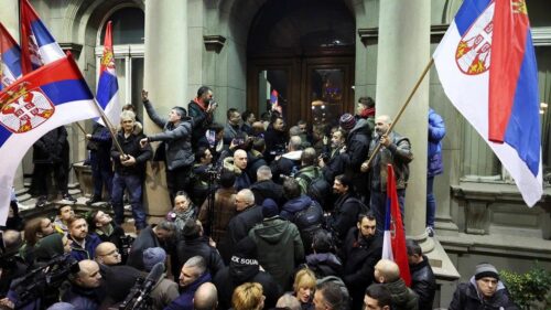 В Сербии продолжаются протесты