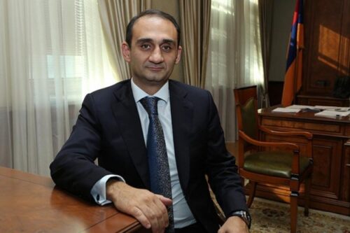 Вардан Арутюнян останется под стражей: кто он, чем известен и почему его задержали именно сейчас