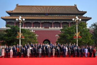 В Пекине прошёл военный парад