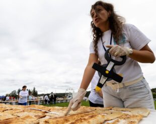 3 կմ երկարությամբ շտրուդել` խորվաթական գյուղերից մեկում