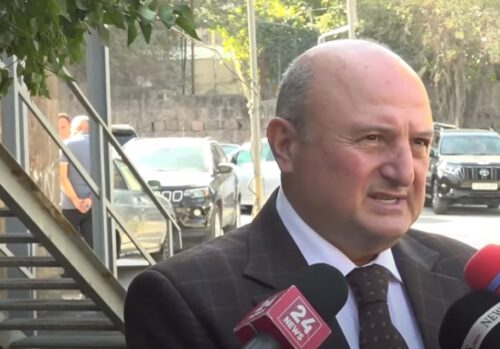 Դատավորնե՛ր, աշխատավարձի համար ուրիշների տները քանդում եք, Աստծուց չեք վախենո՞ւմ․ Վարդան Ղուկասյանի ճեպազրույցը՝ կետերով