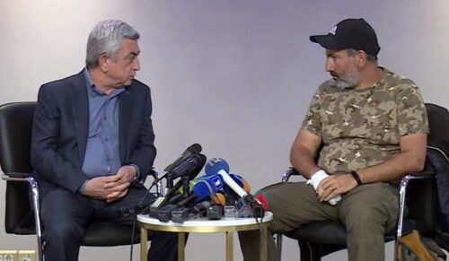 Никогда не спорьте с дураками: аппарат третьего президента РА ответил на посты Никола Пашиняна