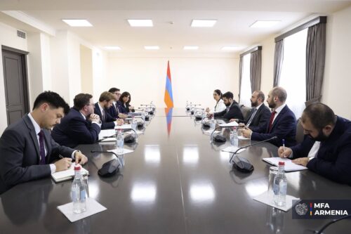 Արարատ Միրզոյանը TRIPP-ին առնչվող հարցեր է քննարկել Պետքարտուղարության պաշտոնյայի հետ