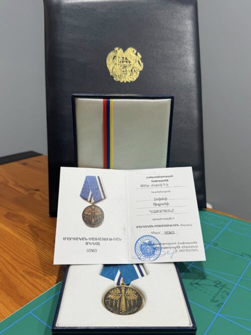 Արցախյան պատերազմի մասնակիցը վերադարձնում է հայրենիքին մատուցած ծառայությունների համար ստացած պարգևները և կոչ է անում հետևել իր օրինակին