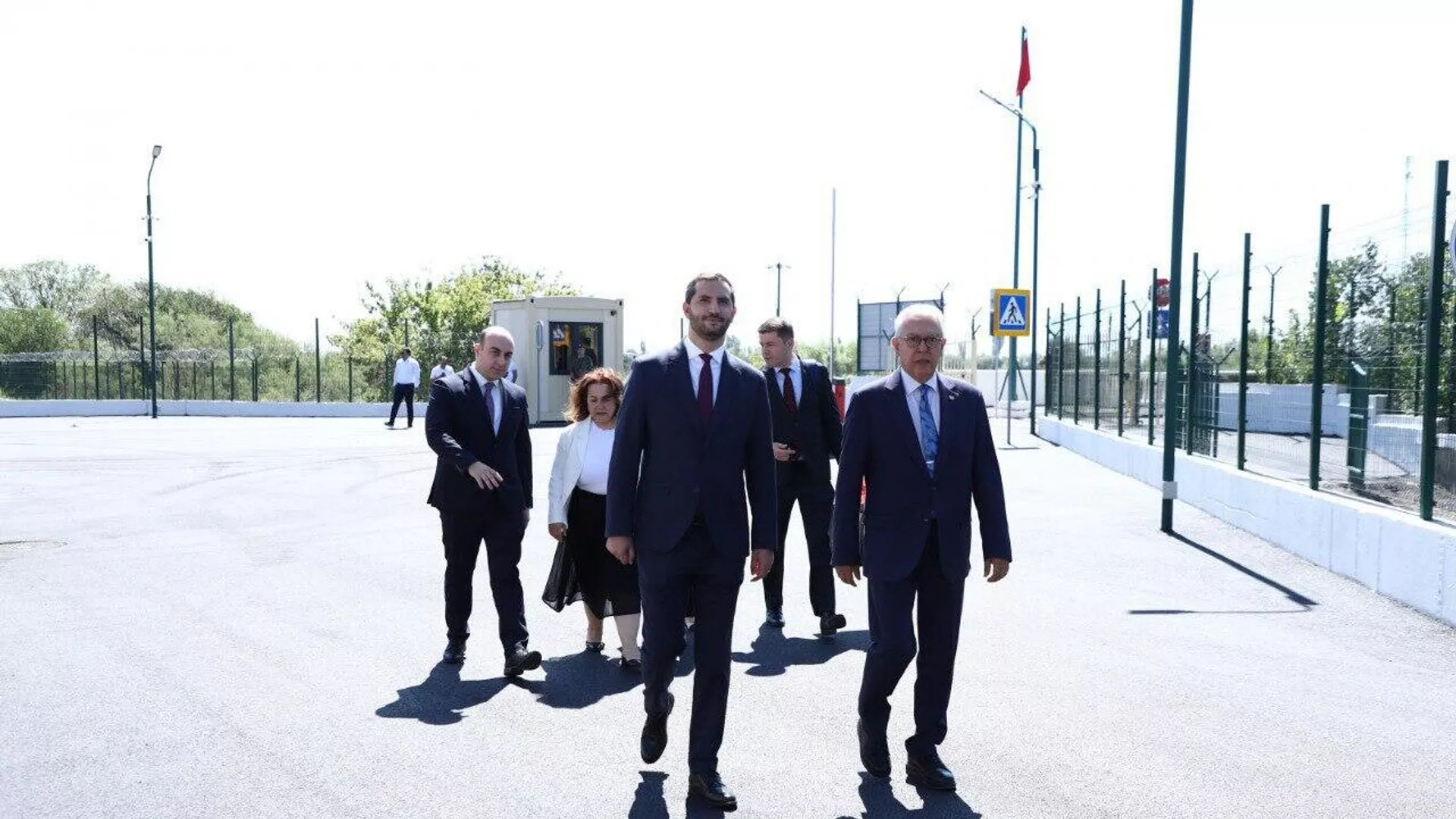 Առաջիկա օրերին Հայաստանում նախատեսվում է հատուկ ներկայացուցիչներ Ռուբեն Ռուբինյանի և Սերդար Քըլըչի հանդիպումը․ ՀՀ ԱԳՆ Առաջիկա օրերին Հայաստանում նախատեսվում է հատուկ ներկայացուցիչներ Ռուբեն Ռուբինյանի և Սերդար Քըլըչի հանդիպումը․ ՀՀ ԱԳՆ