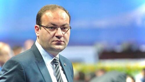 Бабаян: Артур Ванецян по решению суда заставит Иоаннисяна публично извиниться