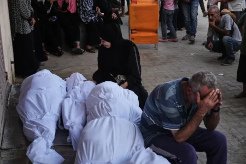 Israel steps up strikes in Gaza in response to ceasefire calls