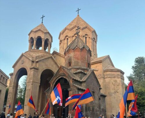 Christians around the world must demand that Armenia’s borders be respected and its sovereignty preserved, says The Christian Post