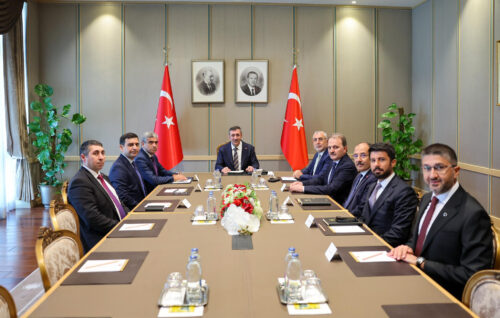 Мы продолжим поддерживать нормализацию отношений между Азербайджаном и Арменией: вице-президент Турции