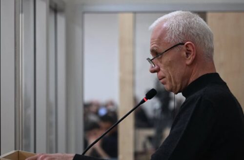 Левон Мнацаканян заявил в Бакинском суде, что участвовал в боях в ходе Первой Арцахской войны