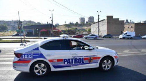 Патрульные продавали автомобили и запчасти со штрафстоянки: дело передано в суд