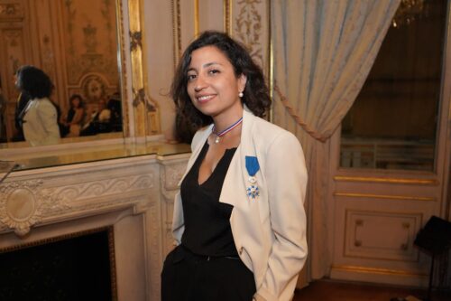 Ֆրանսահայ թավջութակահարուհի Աստղիկ Սիրանոսյանը Ֆրանսիայում արժանացել է  բարձր պարգևի